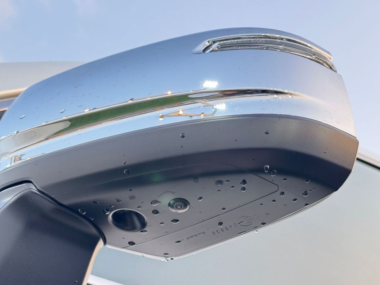 تويوتا لاند كروزر TOYOTA LANDCRUISER 300 VXR 3.5L PTR A/T F/O 2026 WHITE