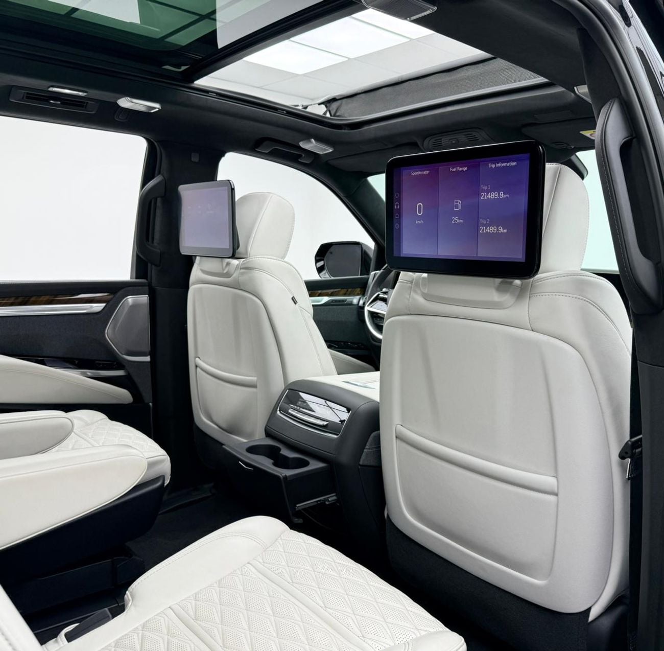 Cadillac Escalade 2025 Cadillac Escalade Sport Platinum, 03/2030 Cadillac Warranty + Service Contract, Full Cadillac S