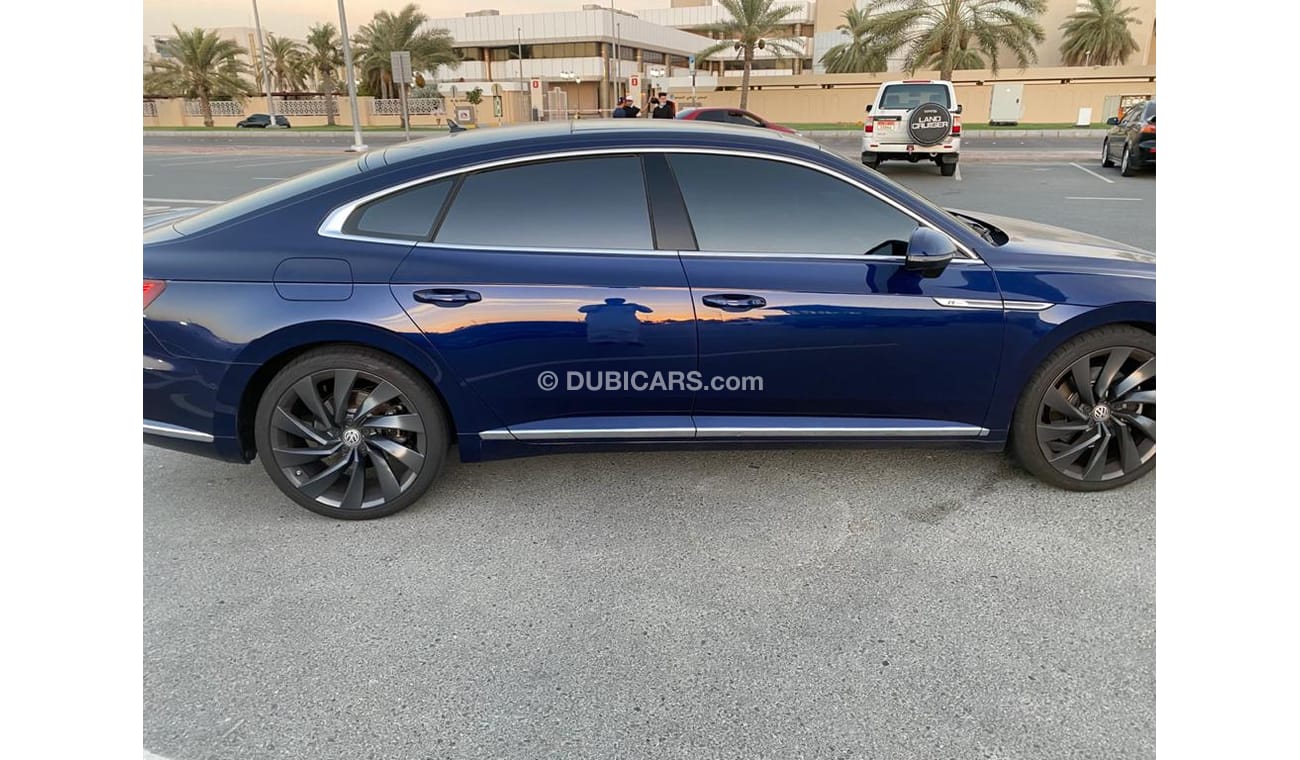 Volkswagen Arteon VW Arteon R-Line turbocharged (full option) top of the range