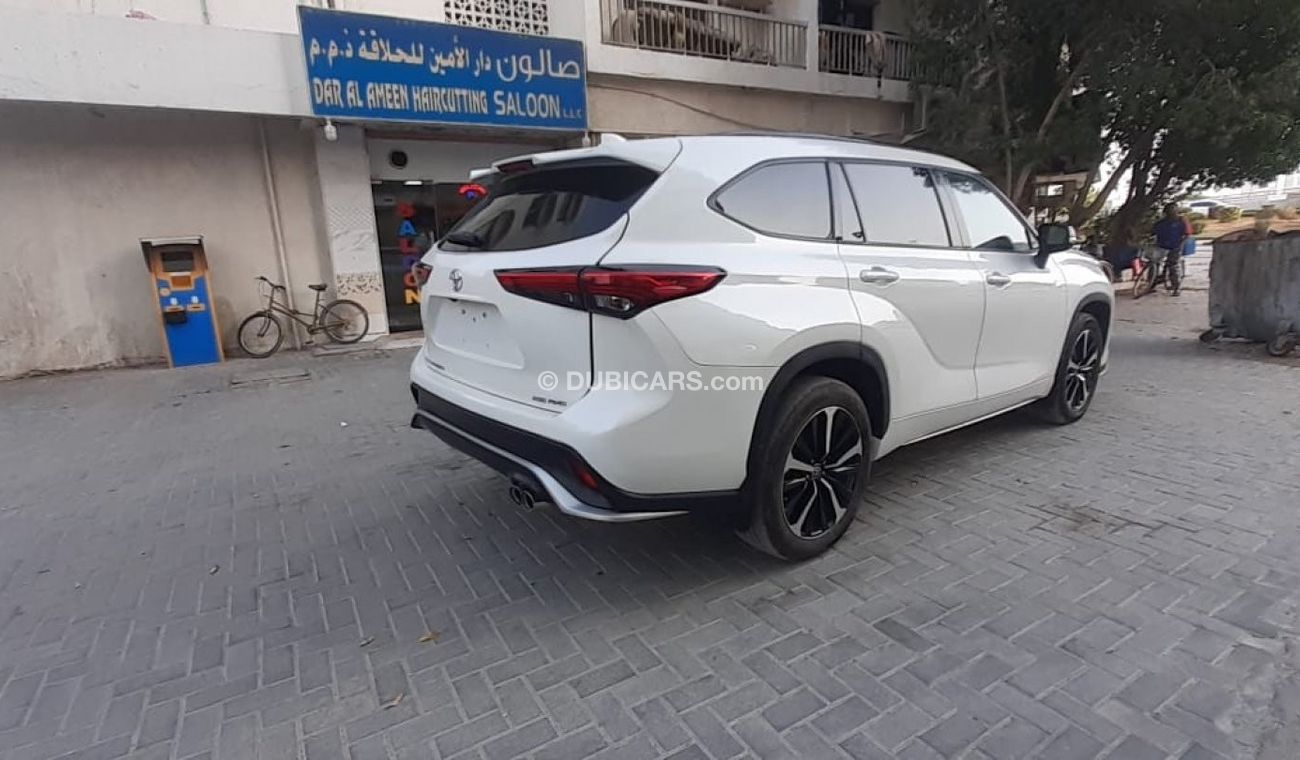 Toyota Highlander 2021 Toyota Highlander XSE 4WD 3.5L V6 /