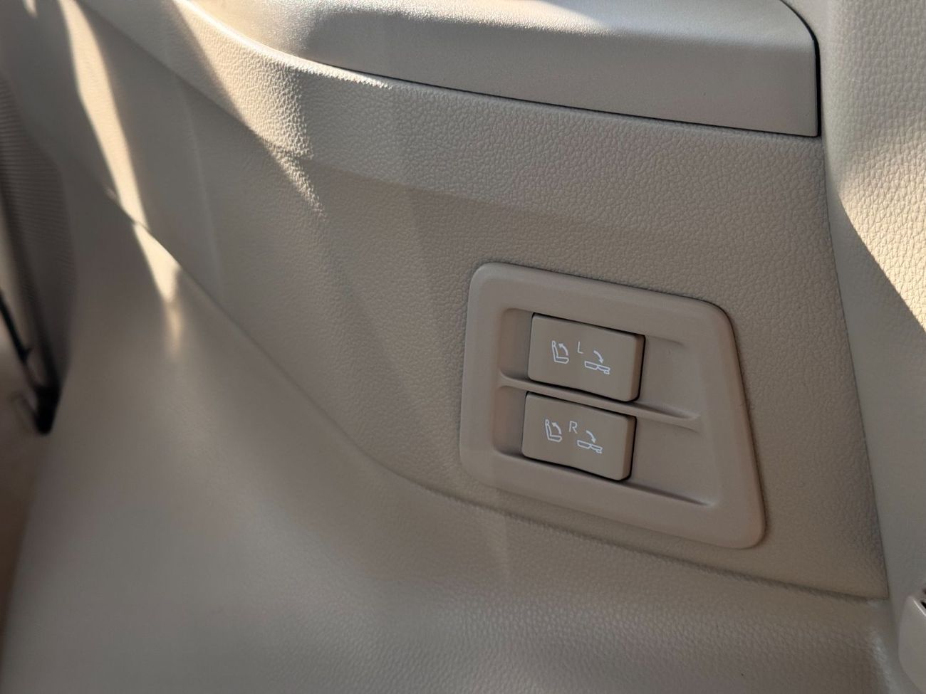 تويوتا لاند كروزر VX 3.5L