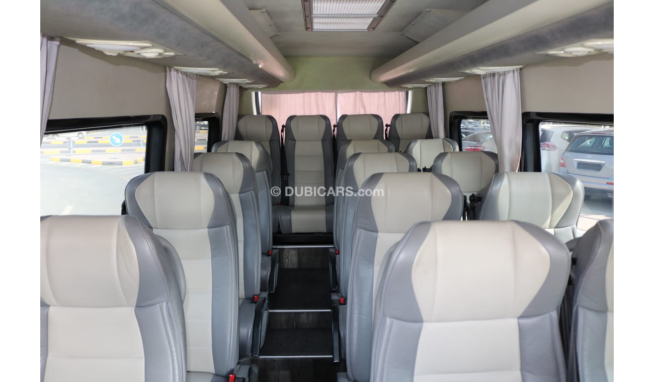 Mercedes-Benz Sprinter 21 SEATER LUXURY PASSENGER VAN 2015 LOW MILEAGE WITH GCC SPECS