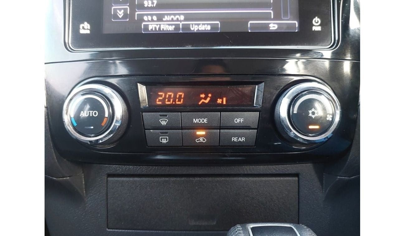 Mitsubishi Pajero MITSUBISHI PAJERO RIGHT HAND DRIVE 2021 MODEL 3.2 L DIESEL AUTOMATIC(PM01959)