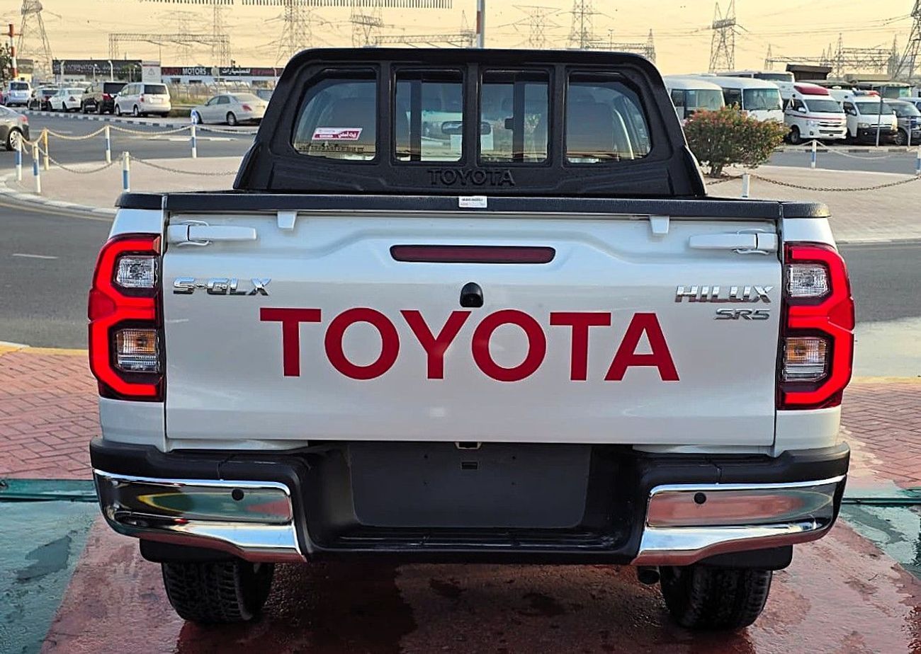 Toyota Hilux S GLX 2.4L AWD M/T Toyota Hilux S GLX 2.7L AWD M/T White Color 2025 model