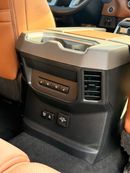 Toyota Tundra Platinum 1794 Edition 3.4L / panoramic, 360 camera, full option