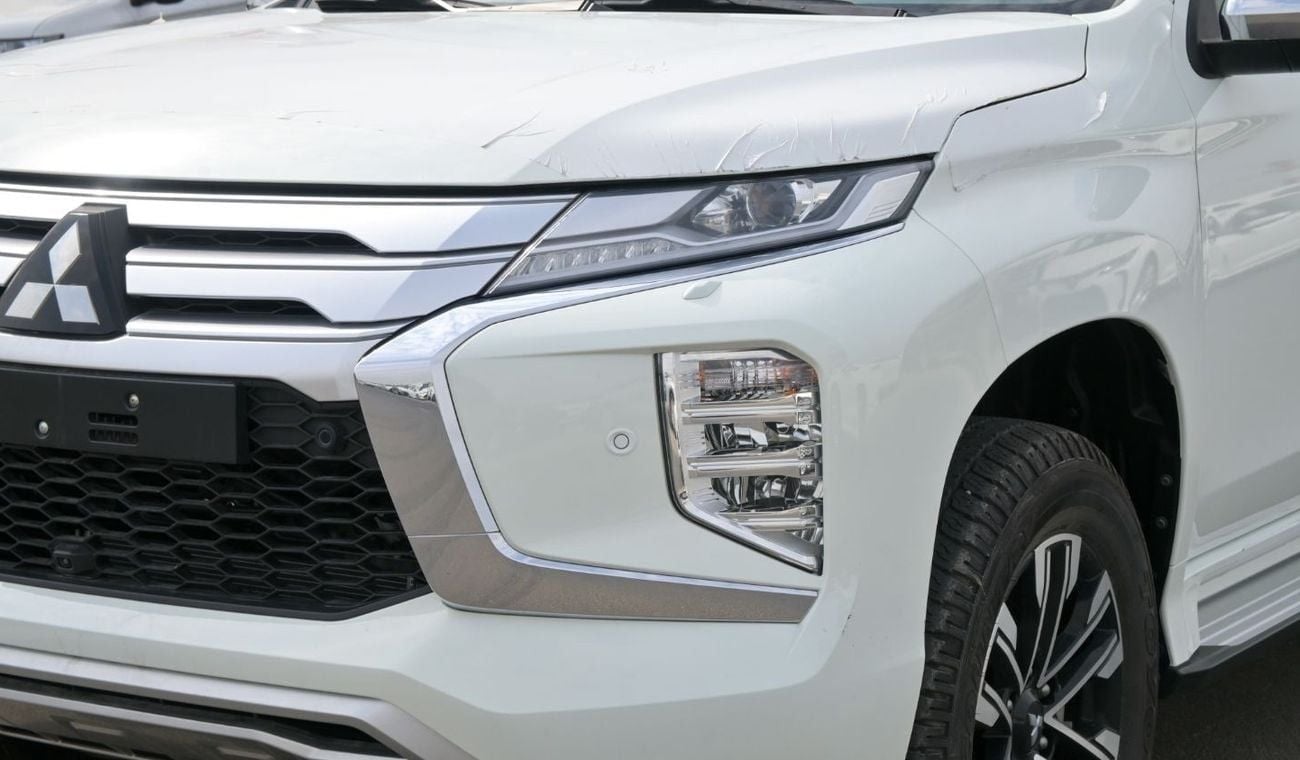 ميتسوبيشي مونتيرو سبورت Brand New Mitsubishi Montero Sport 2023 Export 3.0L A/T 4WD Petrol|White/Beige|