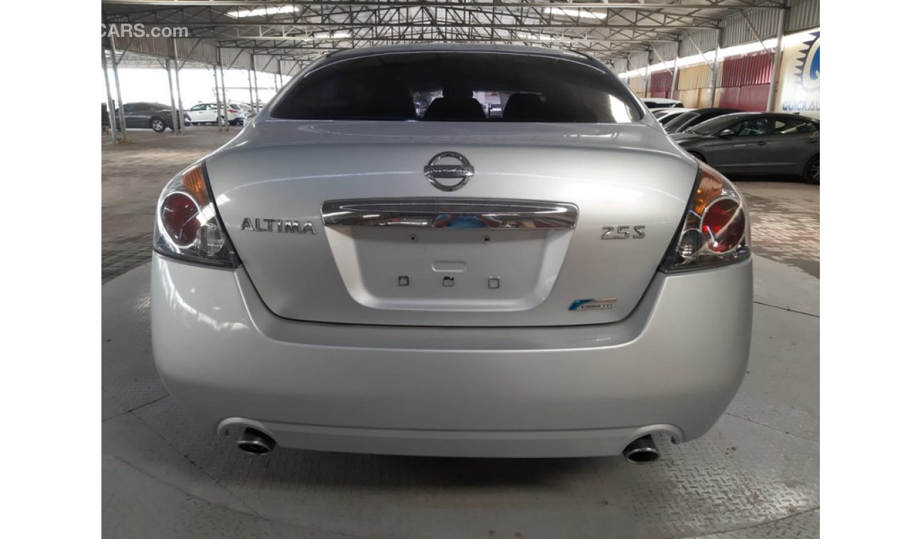 Nissan Altima 2.5s (LOT#: 1621)