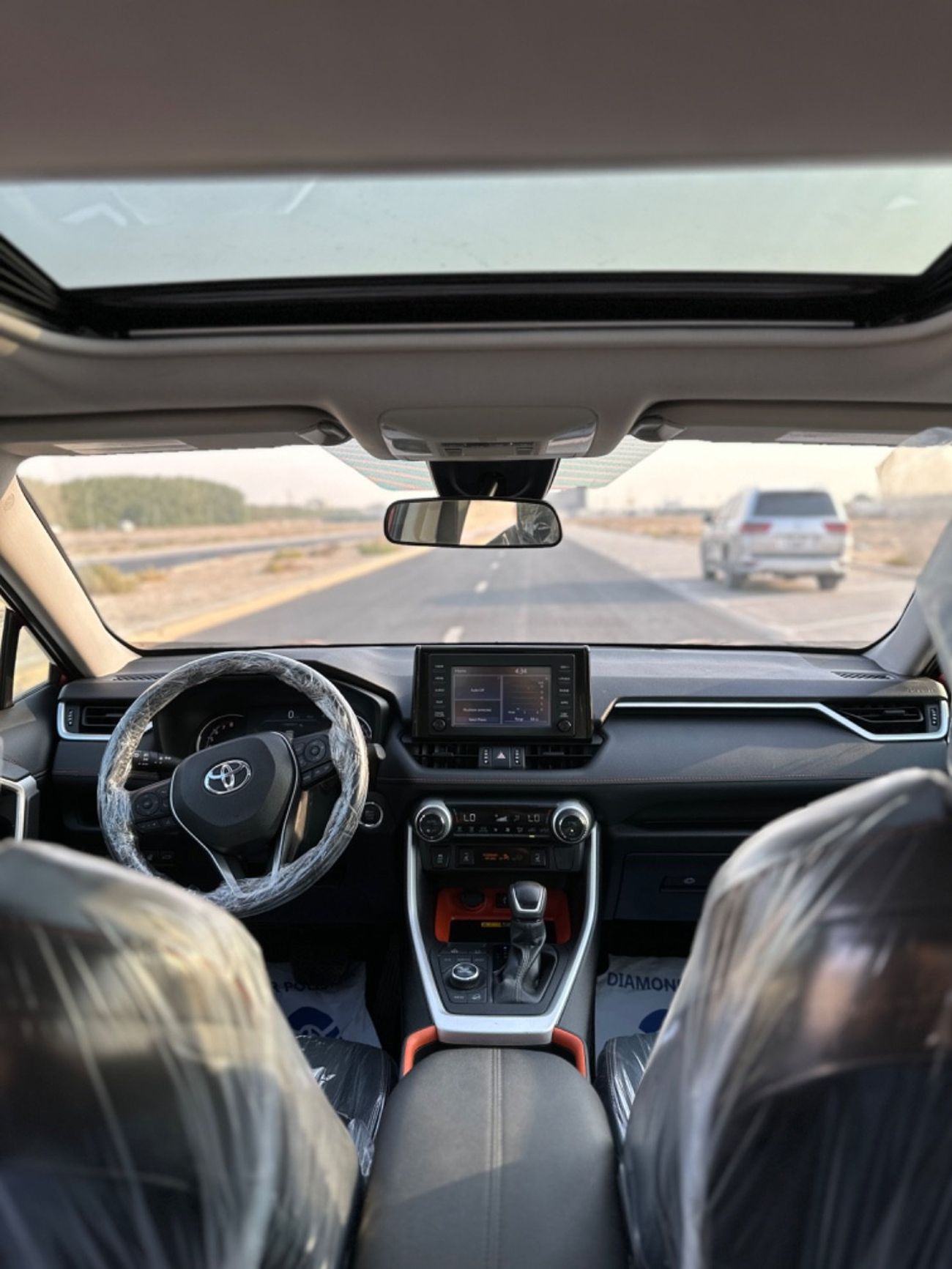 تويوتا راف ٤ 2.5L Adventure