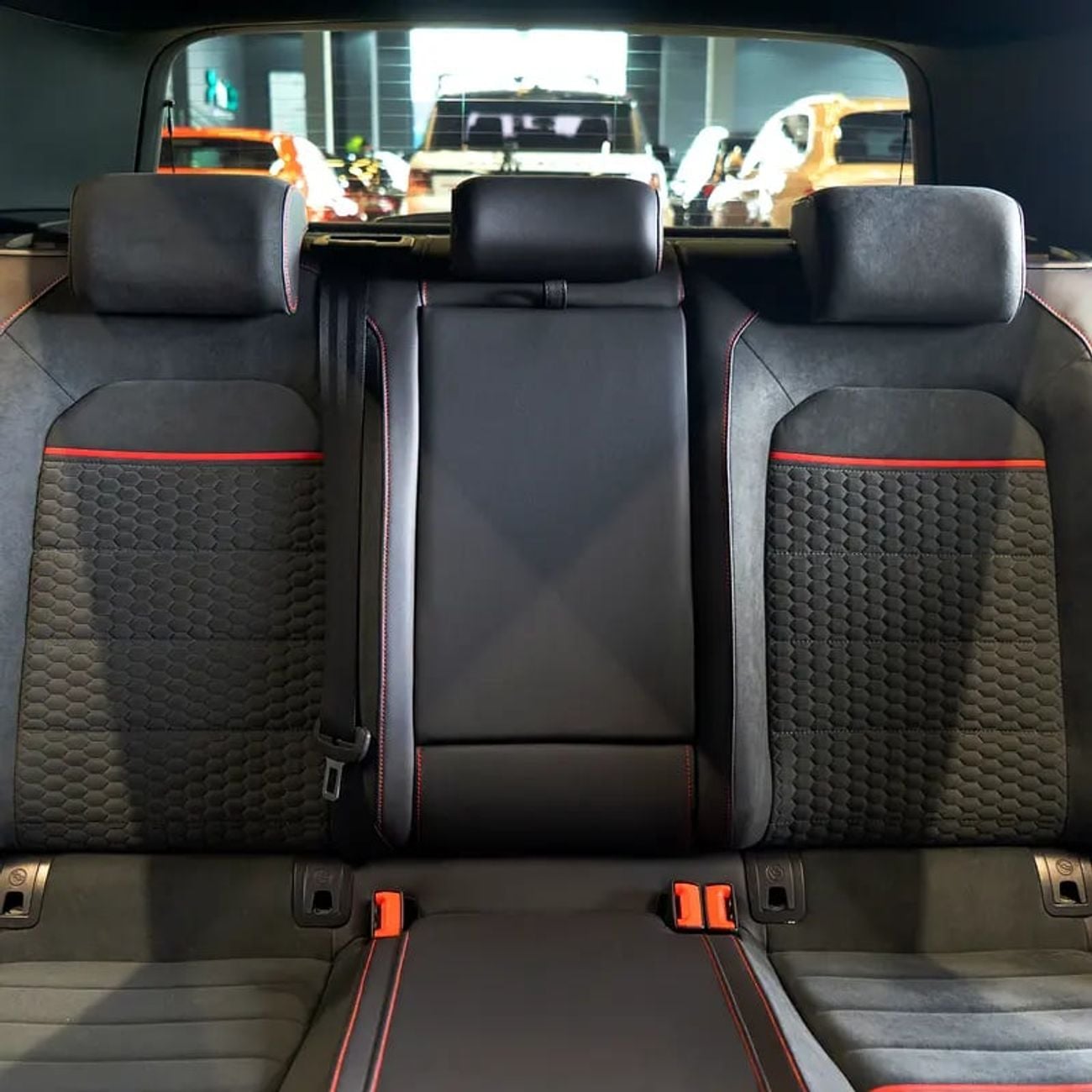 فولكس واجن جولف GTi Clubsport 2.0L 1,532 p.m • 0% Downpayment • VW GTI • 1 Year Warranty