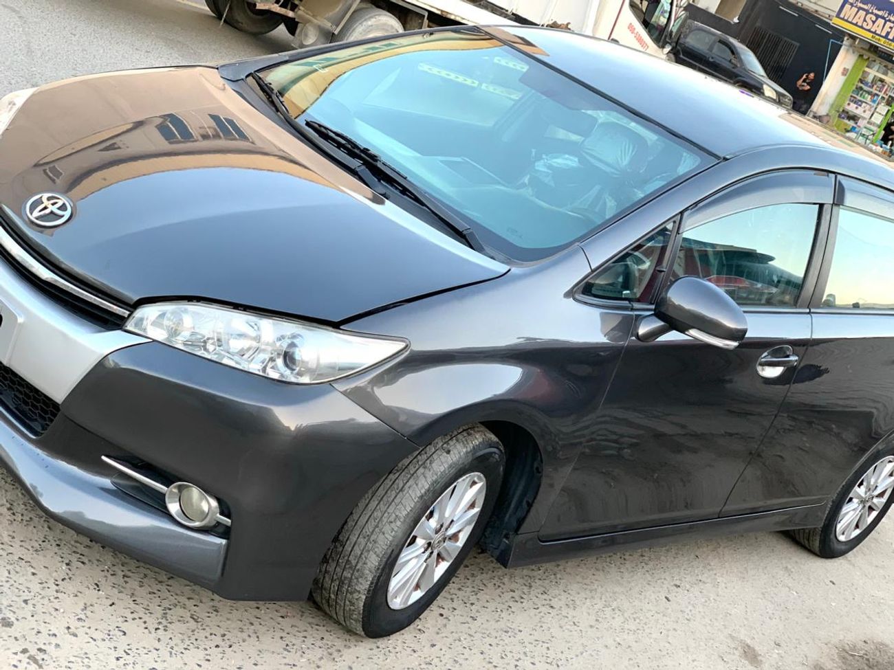 Toyota Wish LEFT HAND VEHICLE 2WD AT 2.0L