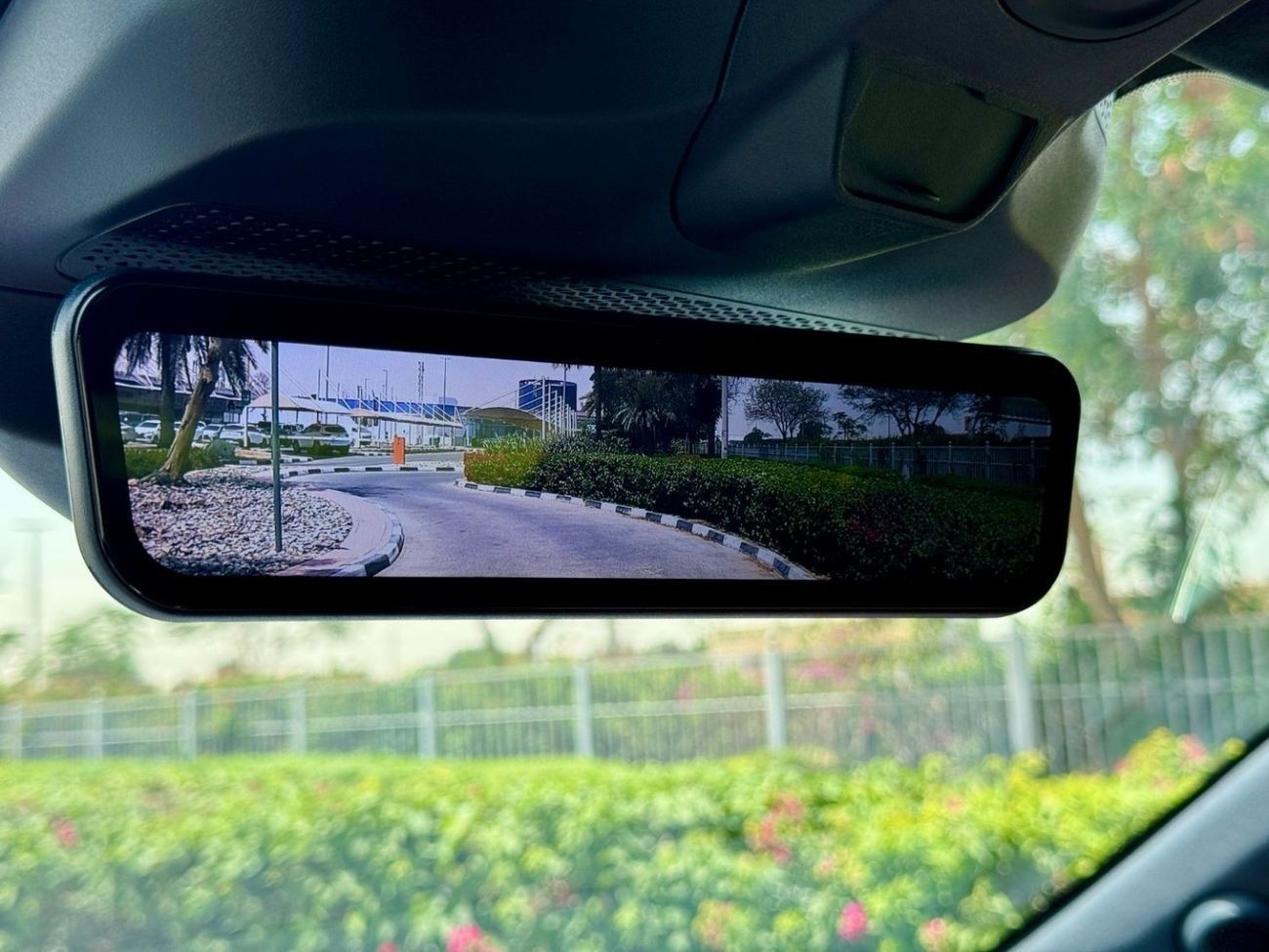 أفاتر 11 Performance AWD 2023 Used Avatr 11 (Dual Motor) / 90 kW.h / Range (580 km) / 572 HP / Warranty&Servi