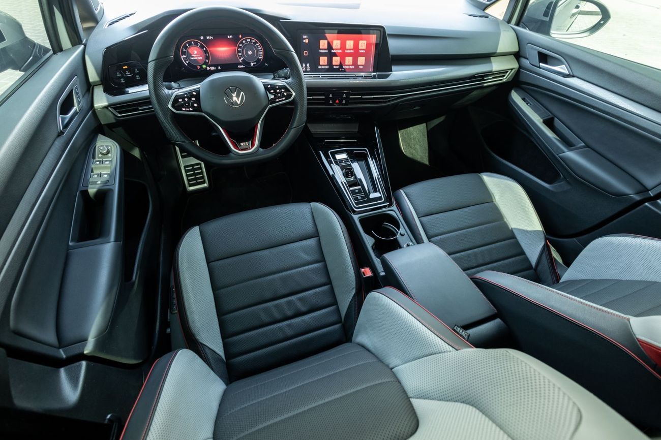 فولكس واجن جولف GTI Sport 2.0T