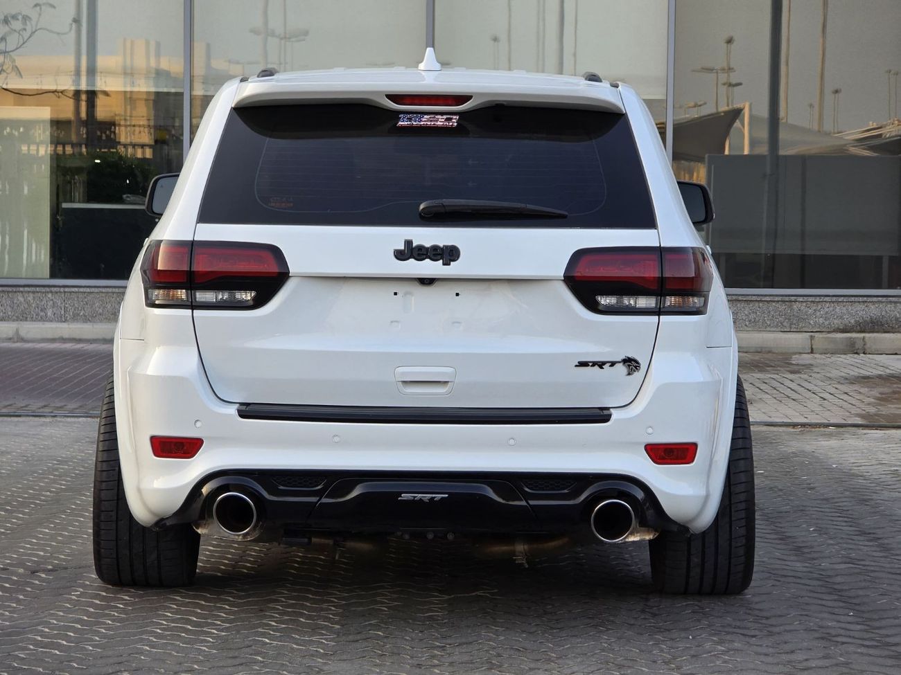 Jeep Grand Cherokee SRT8 6.4L JEEP GRAND CHEROKEE SRT V8 2015 GCC ORGINAL PAINT // ACCIDENT FREE // PERFECT CONDITION