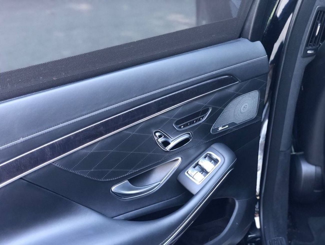 Mercedes-Benz S 63 AMG Std 5.5L