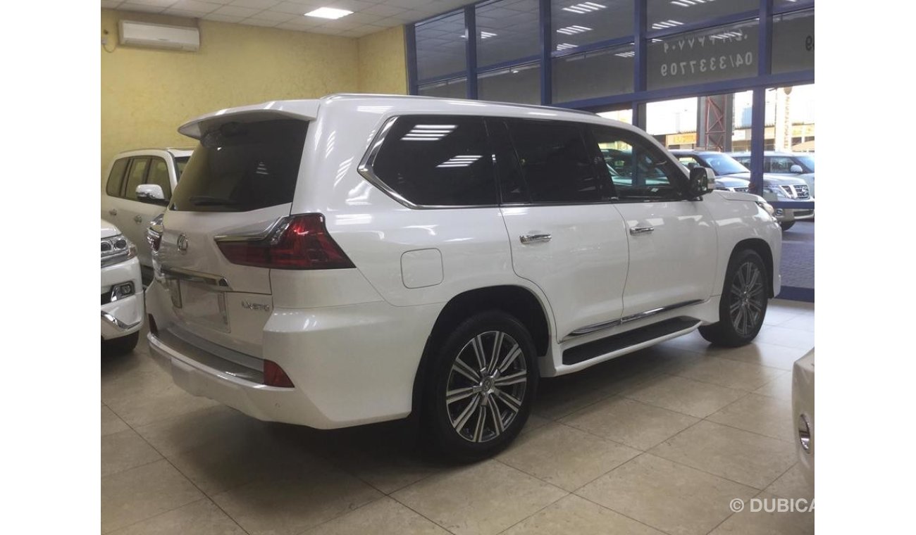 Lexus LX570