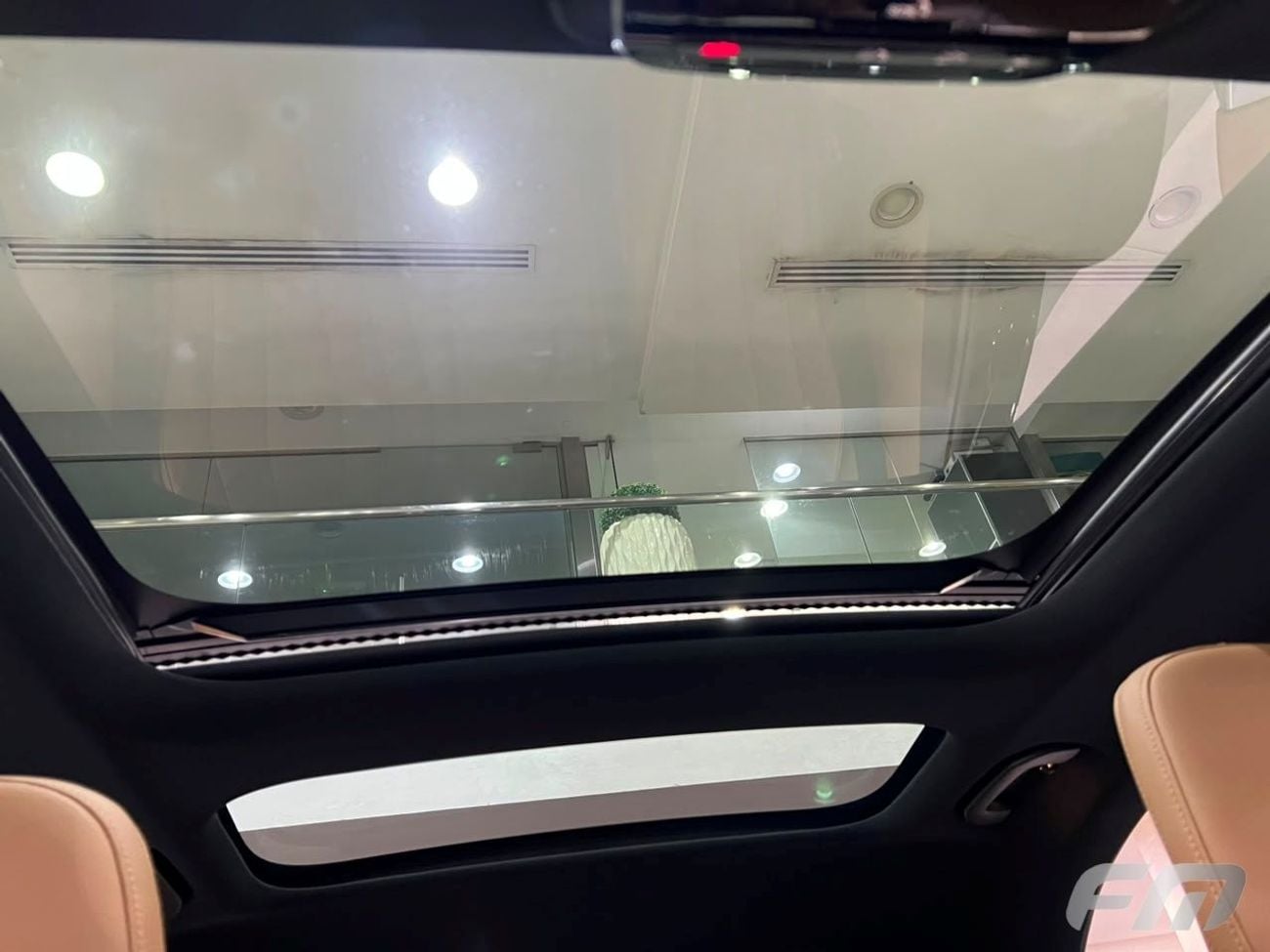 مرسيدس بنز E200