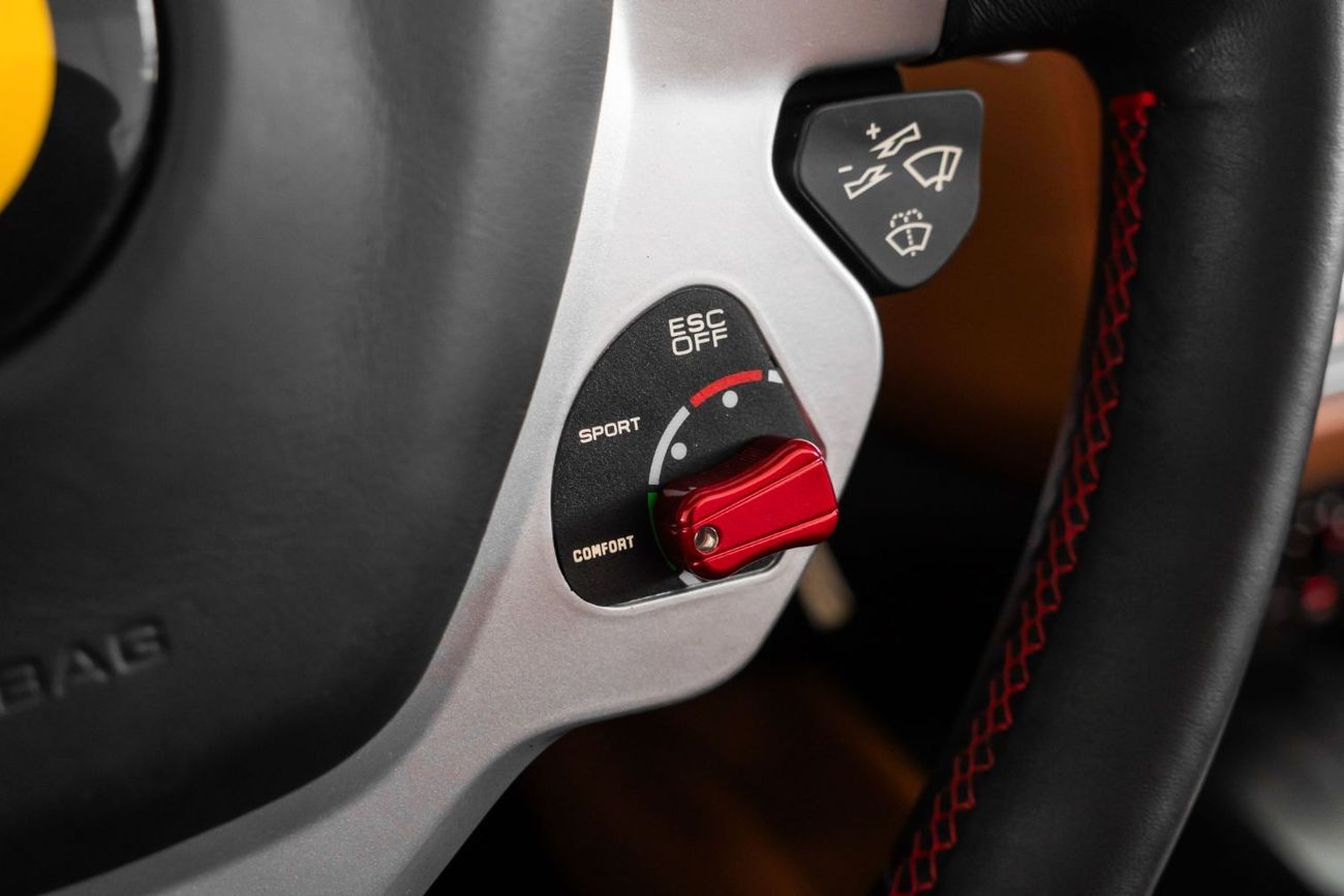 فيراري كاليفورنيا 2015 Ferrari California T 3.9L V8 / Full Ferrari Service History