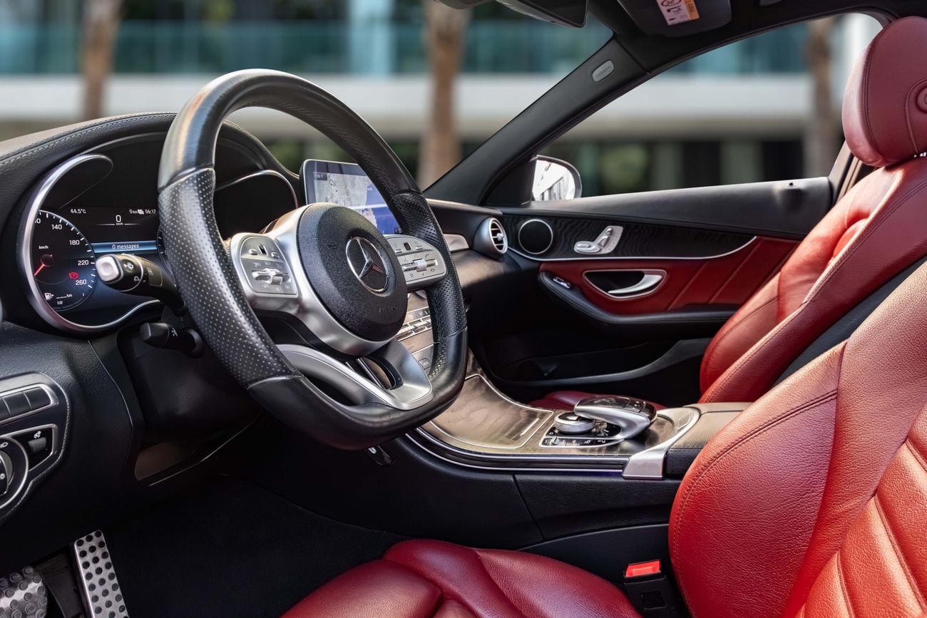 مرسيدس بنز C 300 C300E | 2,057 P.M | 0% Downpayment | PREMIUM PLUS