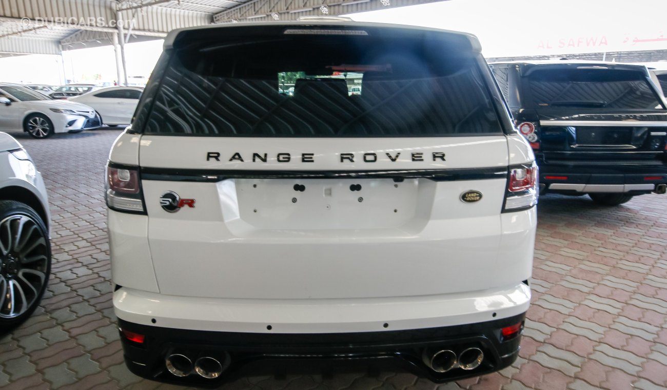 Land Rover Range Rover Sport With SVR body kit