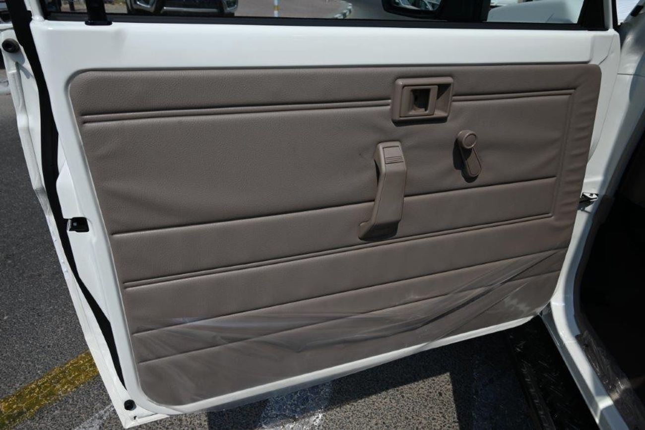 Toyota Land Cruiser Pick Up 2024 TOYOTA LAND CRUISER 79 SINGLE CAB LX V8 4.5L DIESEL 4WD MANUAL TRANSMISSION