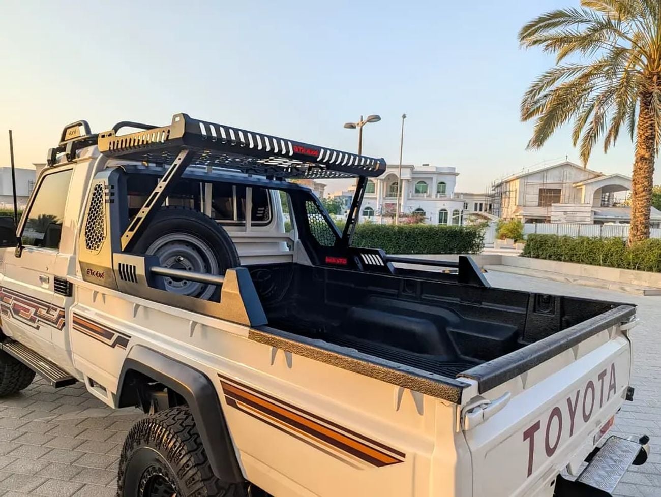تويوتا لاند كروزر 70 DIESEL LC 79 LX GCC Specs