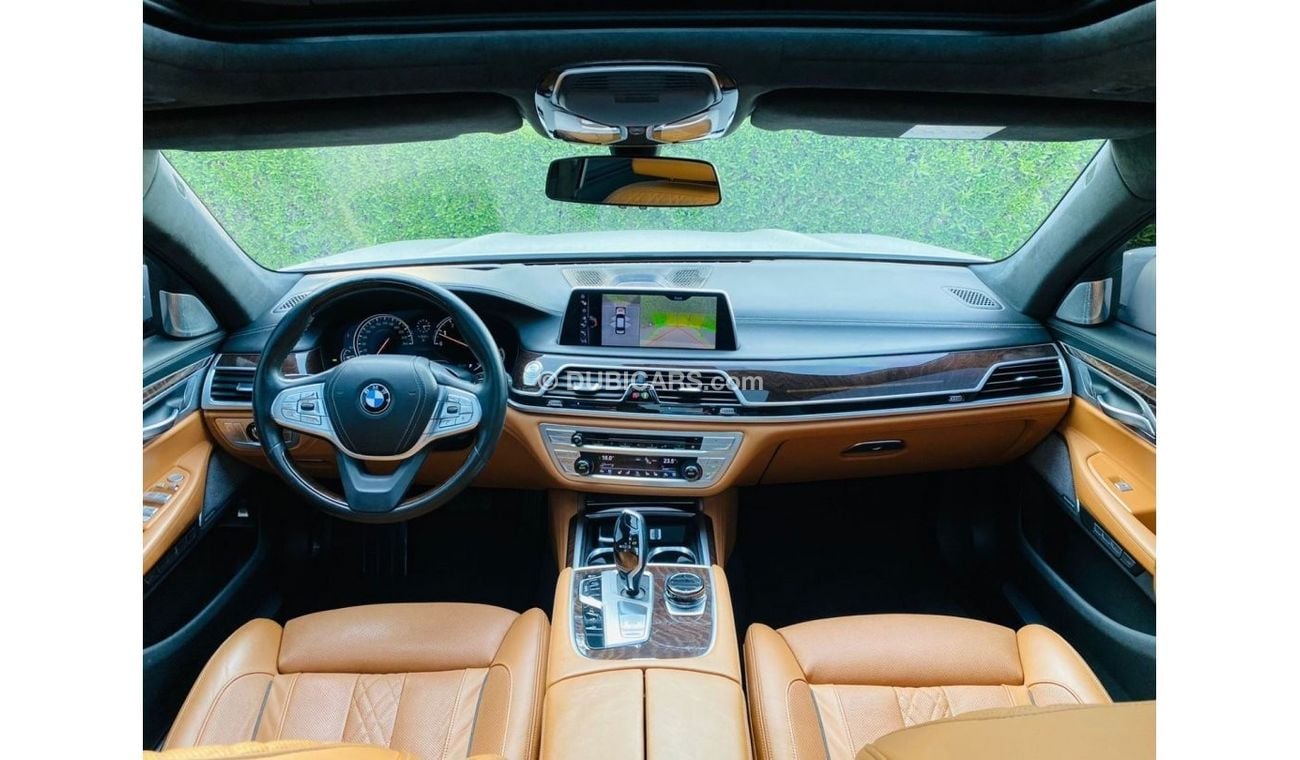 BMW 750Li BMW 750LI GCC 2017 VIB  PERFECT CONDITION ORIGINAL PAINT