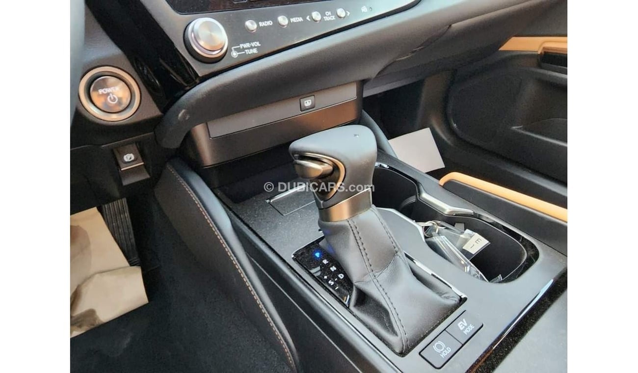 Lexus ES 300 LEXUS ES300 HYBRID 2.5L FWD 2023