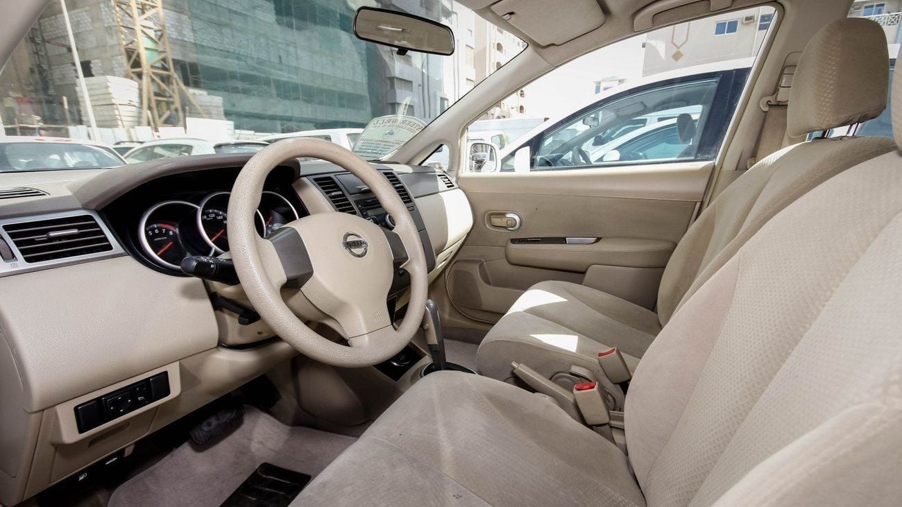 Nissan Tiida S 1.6L Sedan