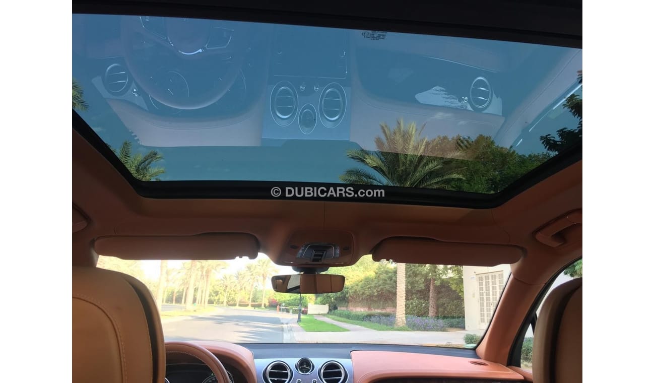 بنتلي بينتايجا اول نسخة