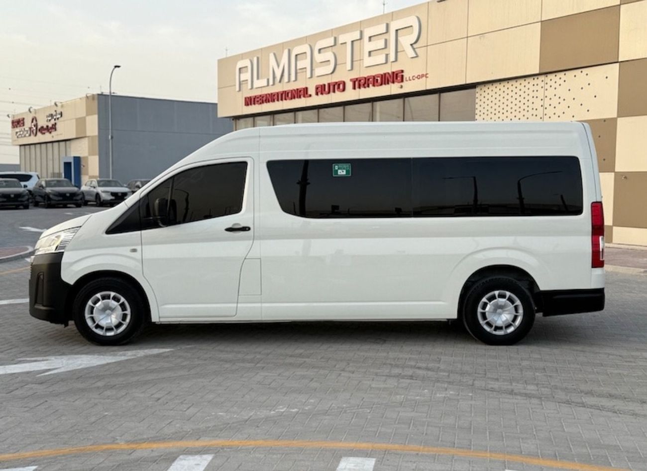 Toyota Hiace Toyota Hiace VAN 2021 Years Accidents free petrol