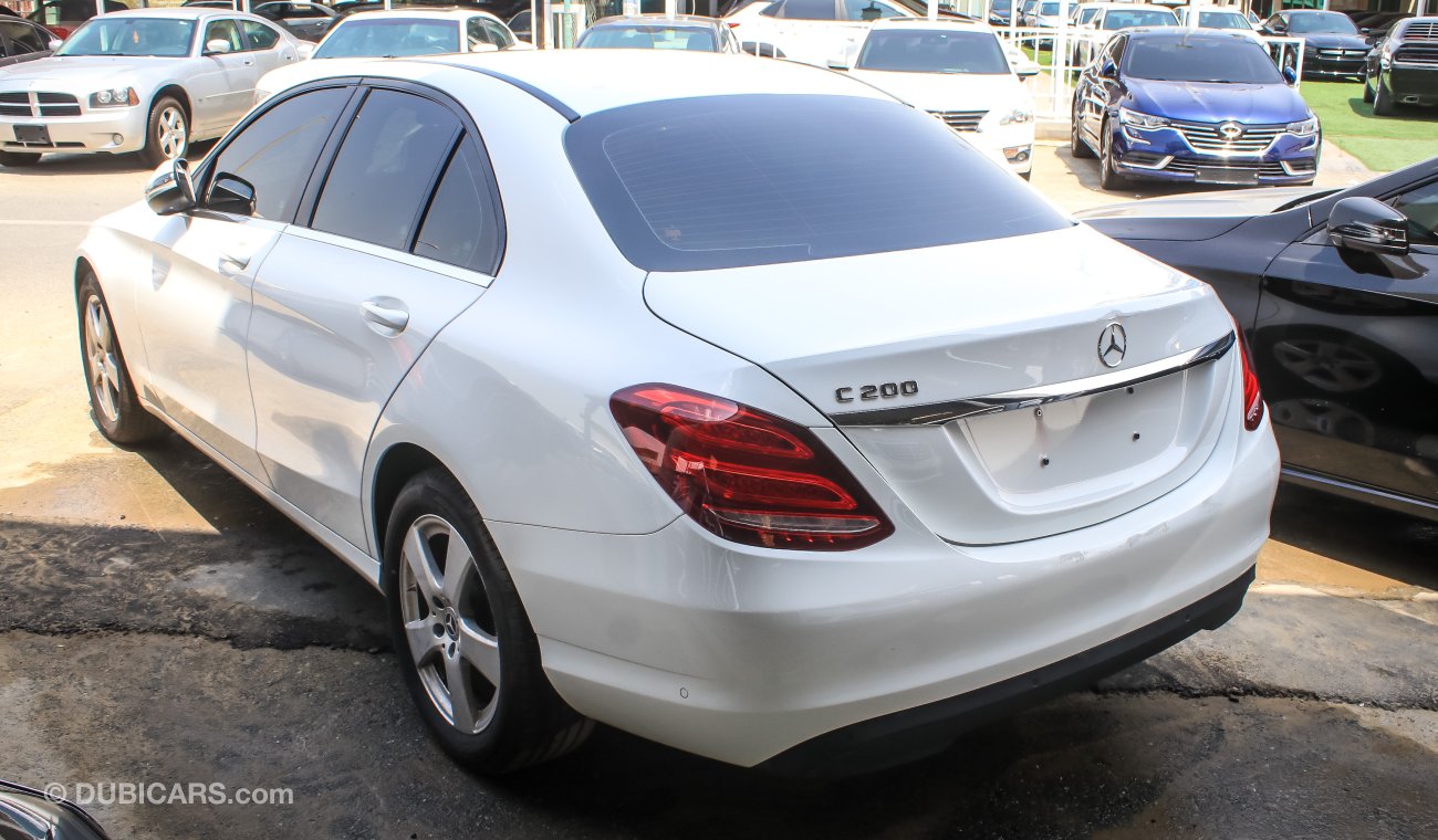Mercedes-Benz C200 import japan (Diesel)