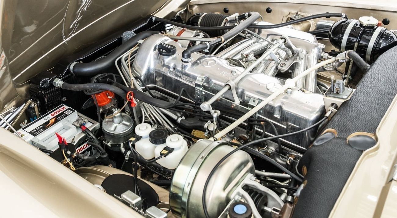 Mercedes Benz 280SL 