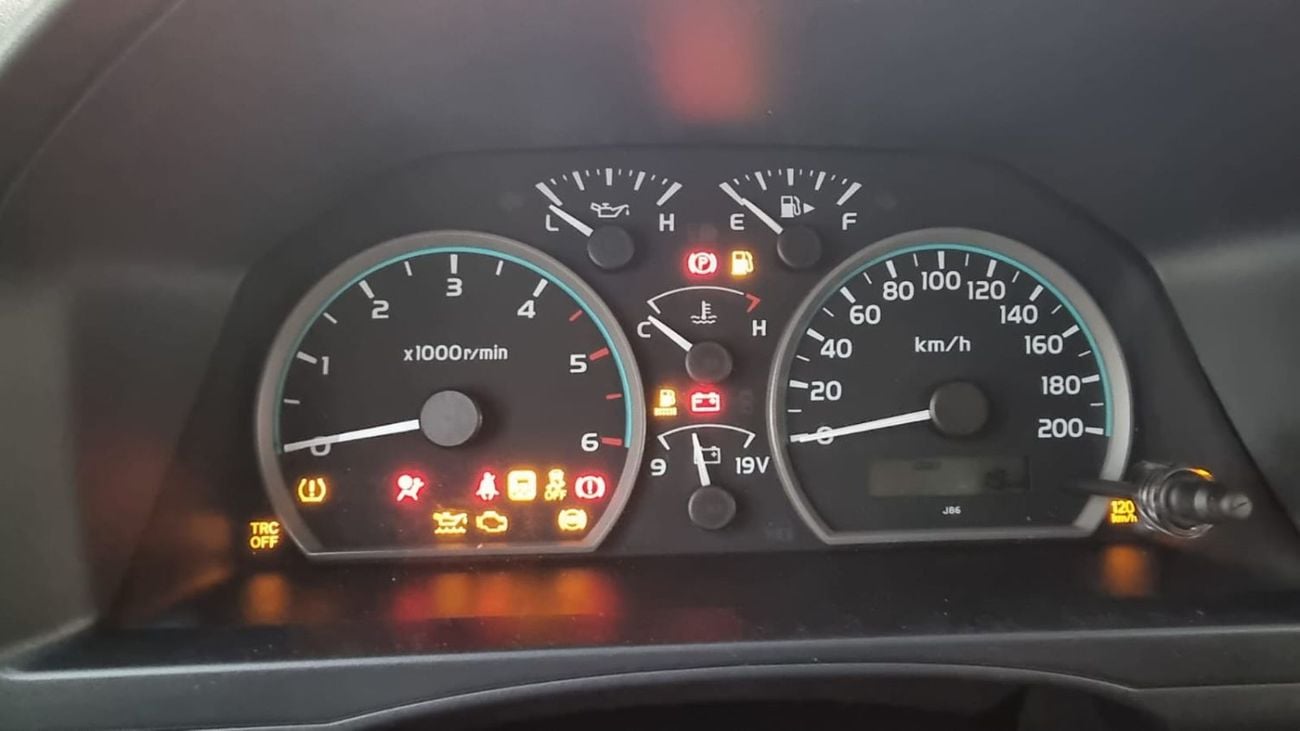 تويوتا لاند كروزر 70 Toyota LC 76 4.5 TDSL MID OPTION NEW SHAPE