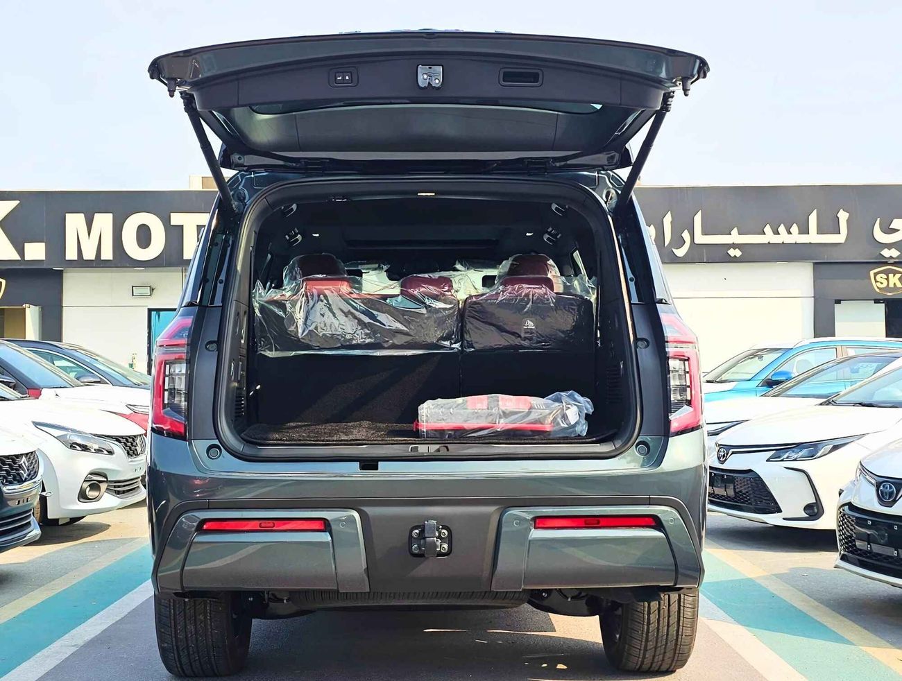 Nissan Patrol G PLATINUM / 3.5TURBO V6 / PWR SEATS WITH 360* CAMERA / HEADUP DISPLAY / FULL OPTION (CODE # 69038)