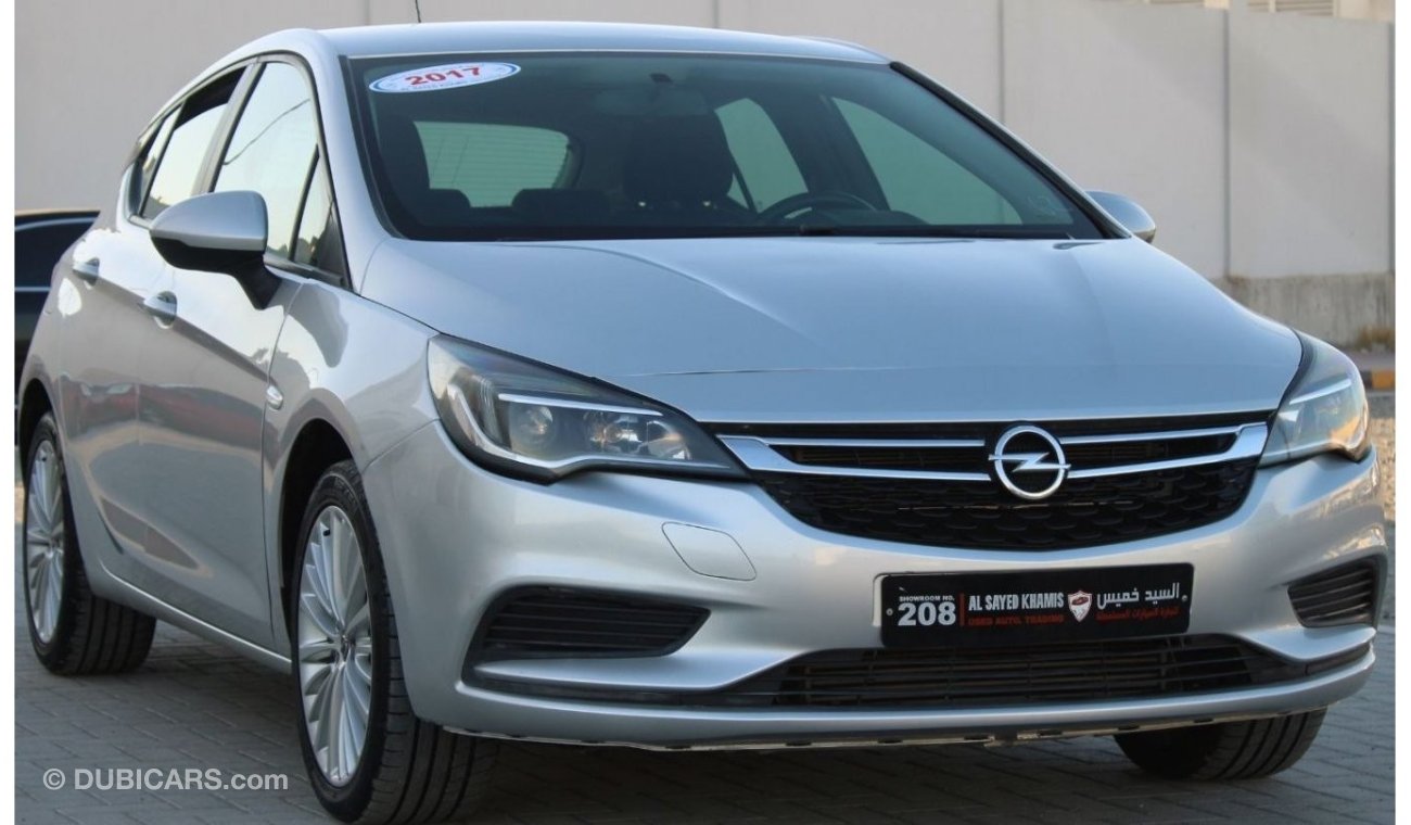 Opel Astra Innovation Standard Innovation Standard Opel Astra 2017, GCC, in excellent condition, without accide