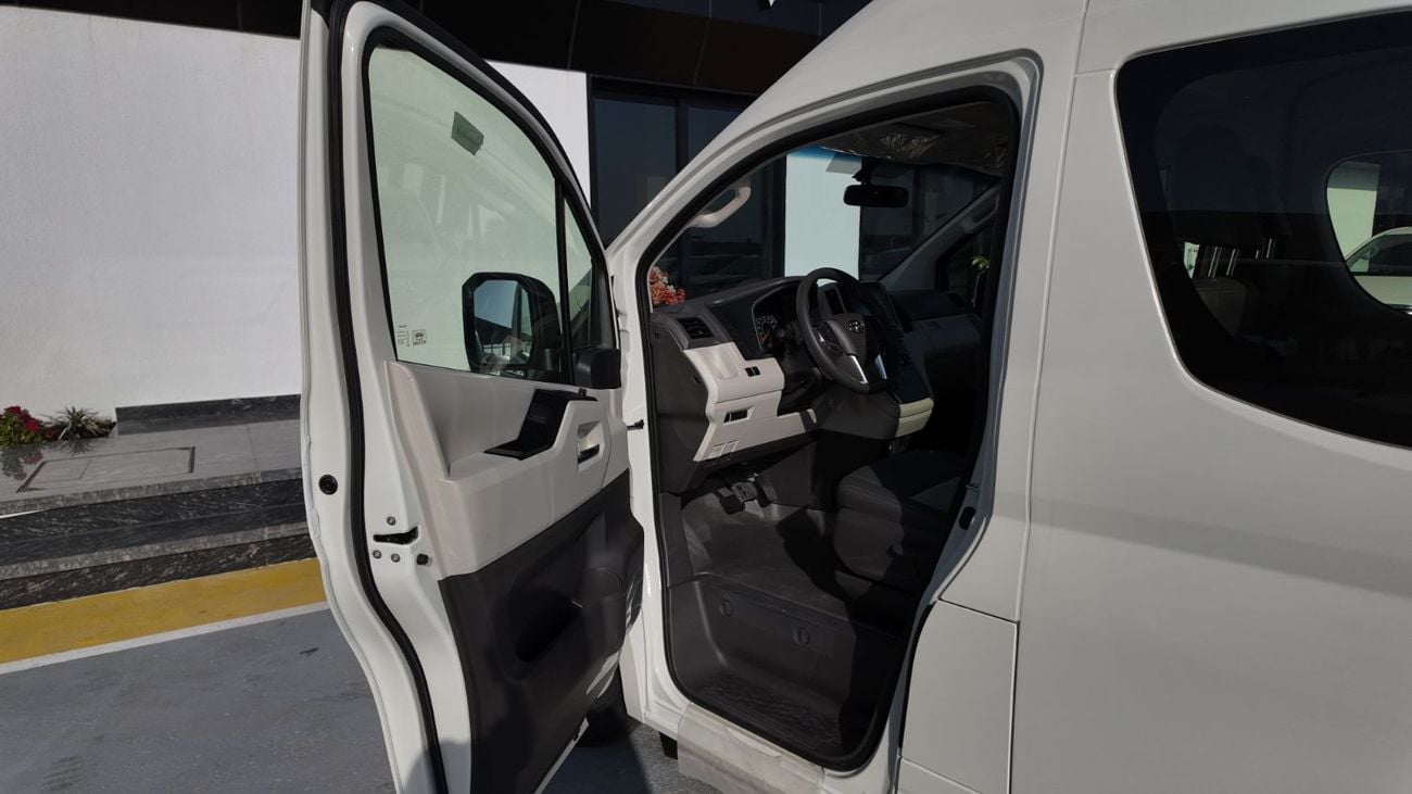 Toyota Hiace TOYOTA HIACE GL HIGH ROOF 2026