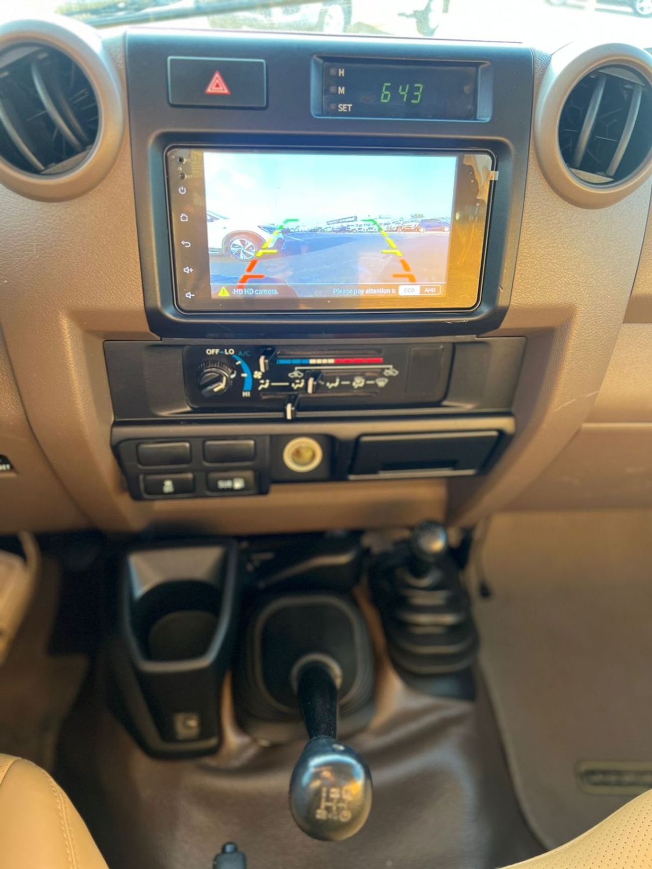 تويوتا لاند كروزر بيك آب 2018 Toyota Land Cruiser Pick up - Single Cabin - 4.0L V6 - AWD 4x4 - Patrol Manual - Fully Maintain