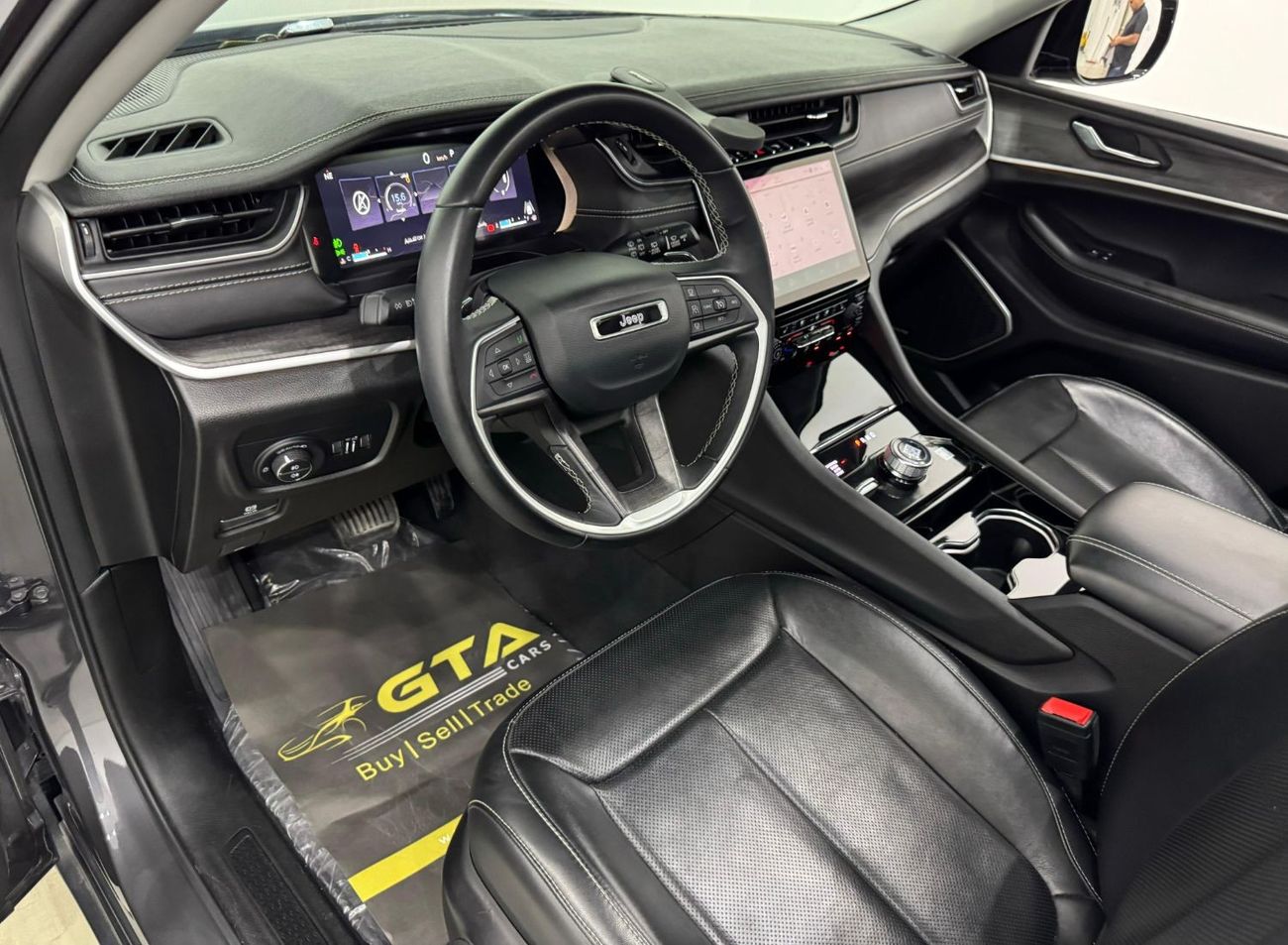 جيب جراند شيروكي L Limited 3.6L 2022 Jeep Grand Cherokee L Limited, 2027 Jeep Warranty + Service Pack, Full Options,