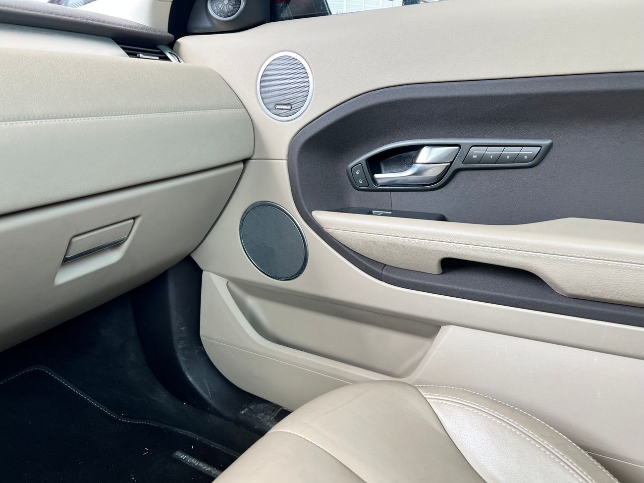 لاند روفر رانج روفر إيفوك