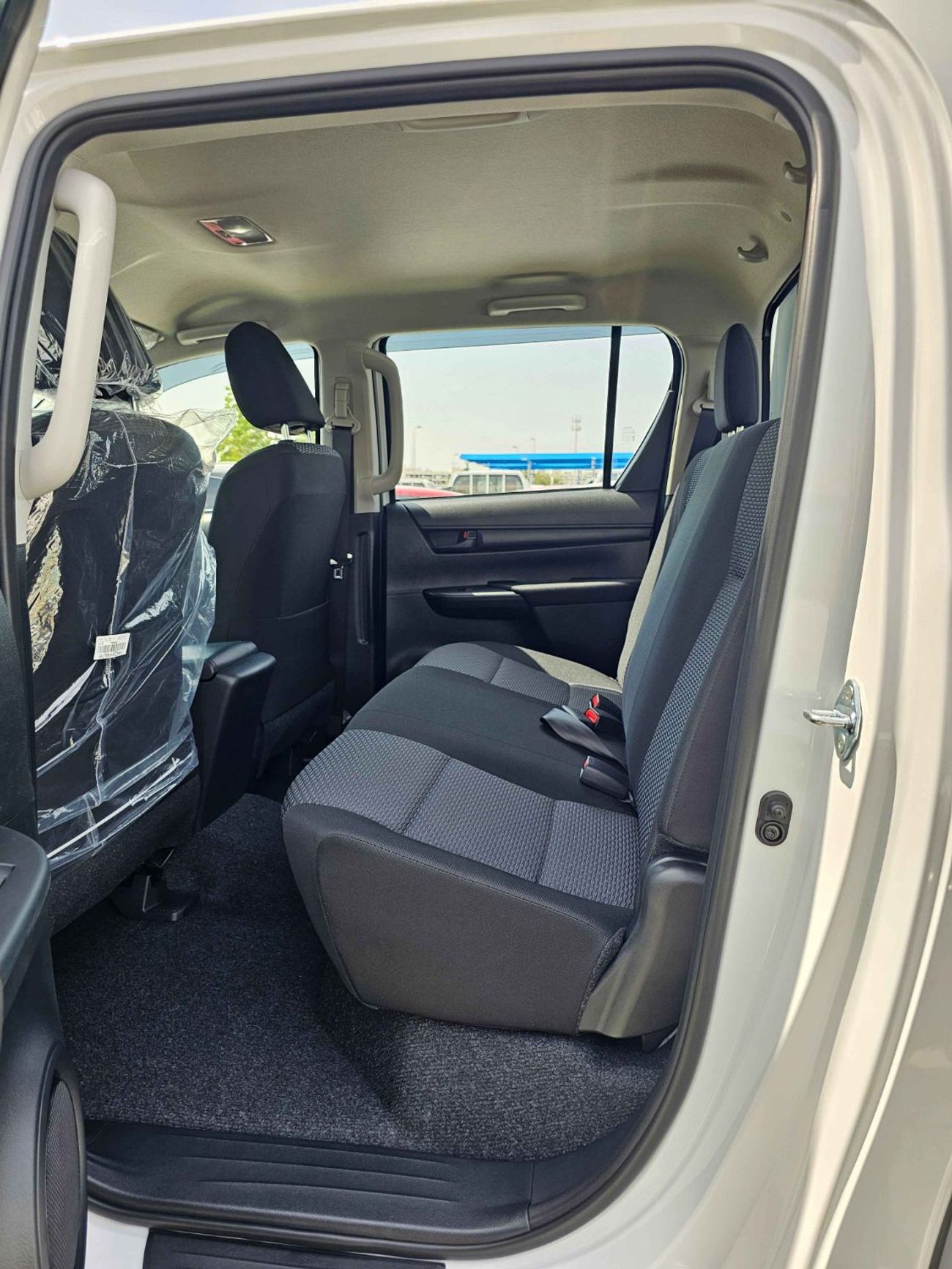 Toyota Hilux NARROW BODY / 2.7L PETROL / POWER WINDOWS / 4WD (CODE # HPDN5AV2)