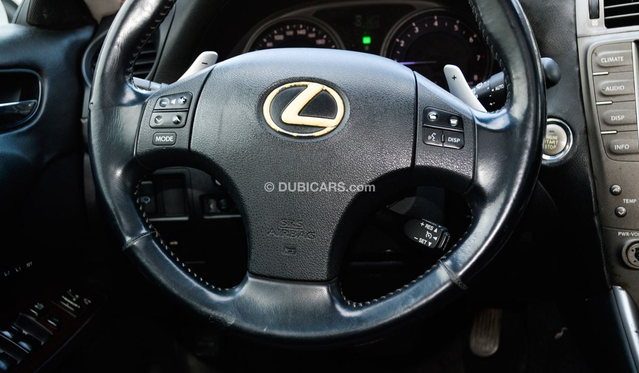 Lexus IS300 Gulf 2007 adapter 2014 silver color number one, fingerprint, rear camera hole, leather sensors, crui