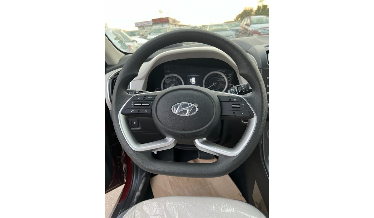 Hyundai Creta 1.5 L Panoramic roof  Big screen  Rear camera  Rims 17 Auto Hand break