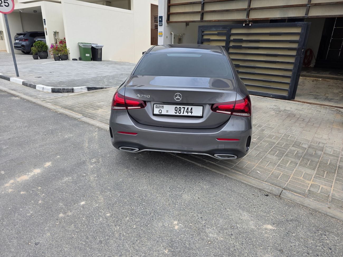 مرسيدس بنز A 250 Permuin "Edition" 2.0L Sedan