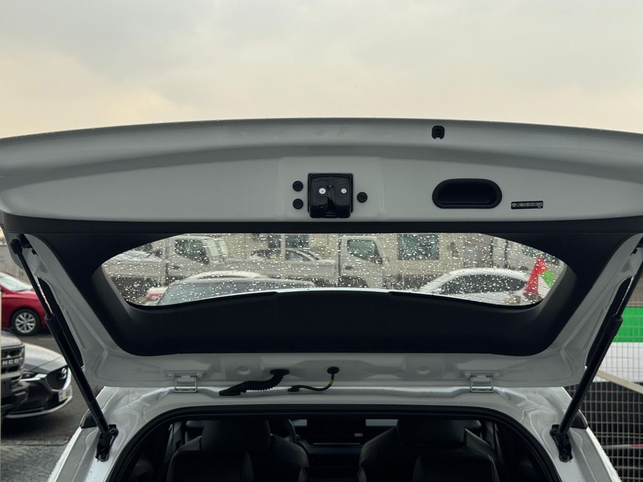 Toyota Corolla Cross Facelift 2.0L HEV FWD 2025 Export Price @ 72,500 AED