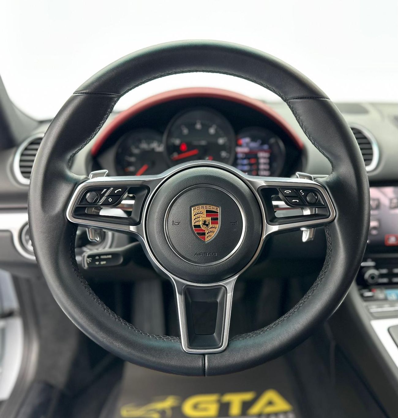 بورش كايمان 718 2017 Porsche 718 Cayman, Service History, Super Clean, Excellent Condition, GCC