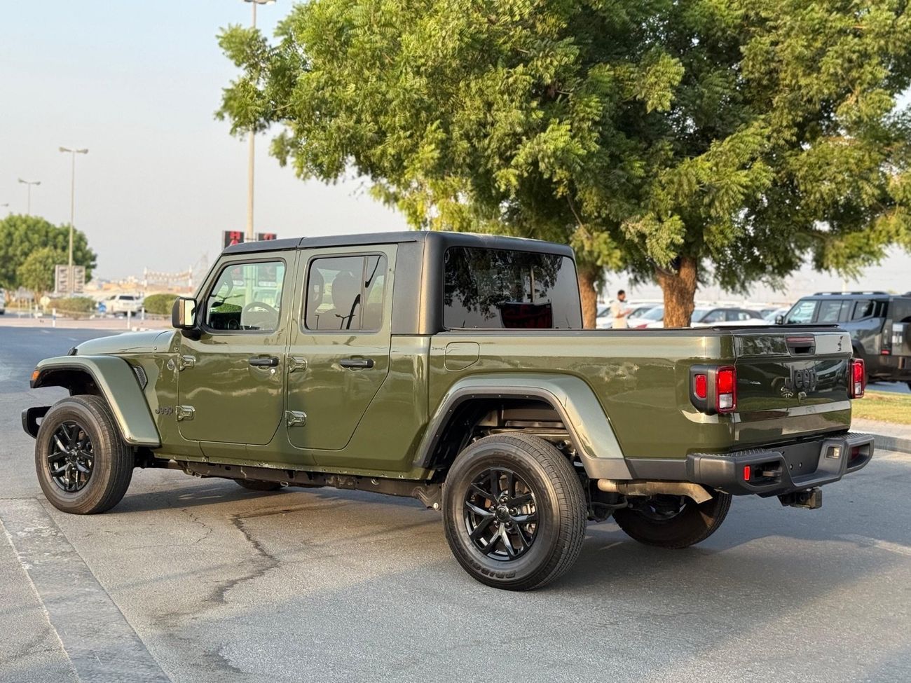 Jeep Gladiator Sport 3.6L 4WD Full Option 2022