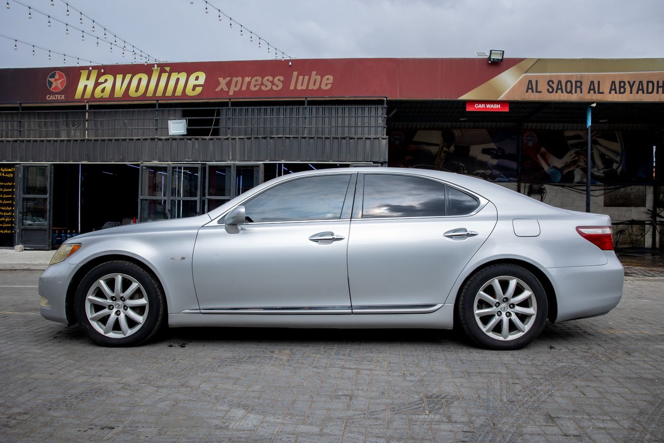 Lexus LS460 ls460 short