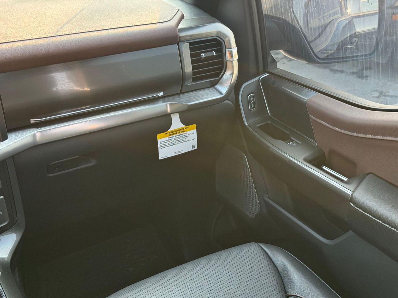 Ford F 150 Lariat Special Edition 3.5L Lariat 3.5L Petrol V6 2023 Export Price @ 165,000 AED