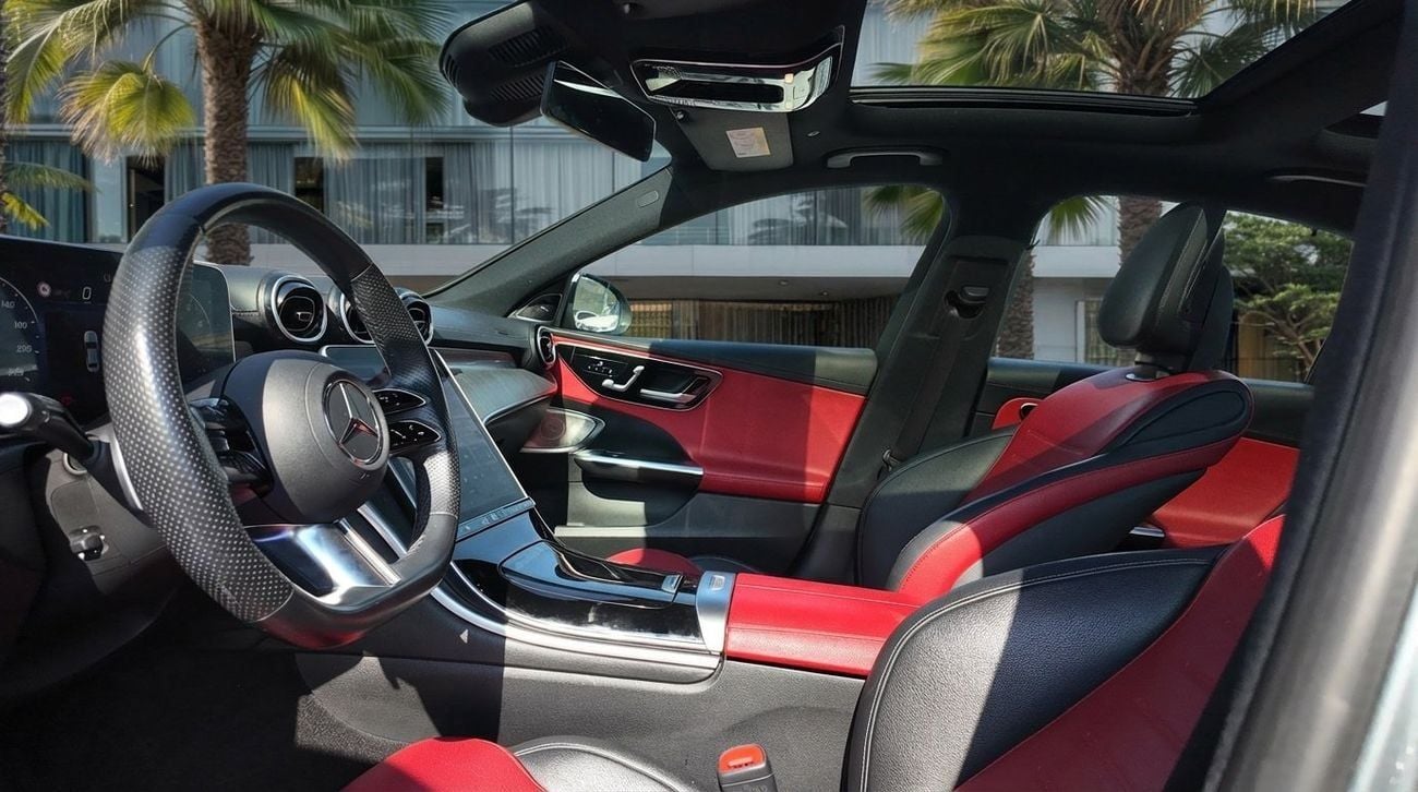 مرسيدس بنز C 200 L Premium 2.0L | Complete Service History | Zero Downpayment Support