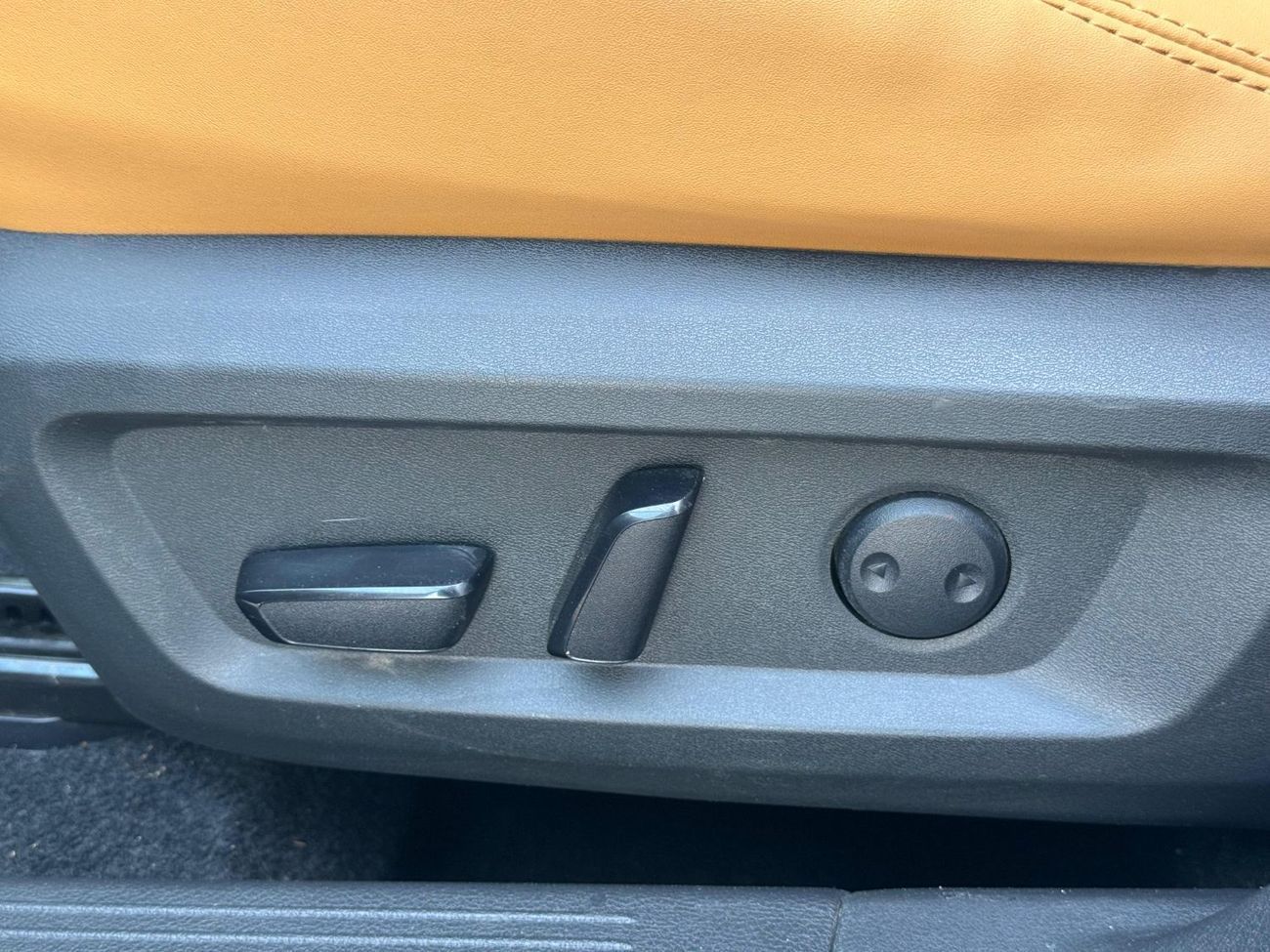 Nissan Rogue 2.5L V4 / LOW MILEAGE 56000 ONLY / PANORAMA / ACTIVE RADAR / ROAD ASSIST / REMOTE START